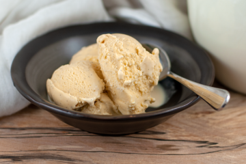 Vanilla Maple Ice-cream feature image