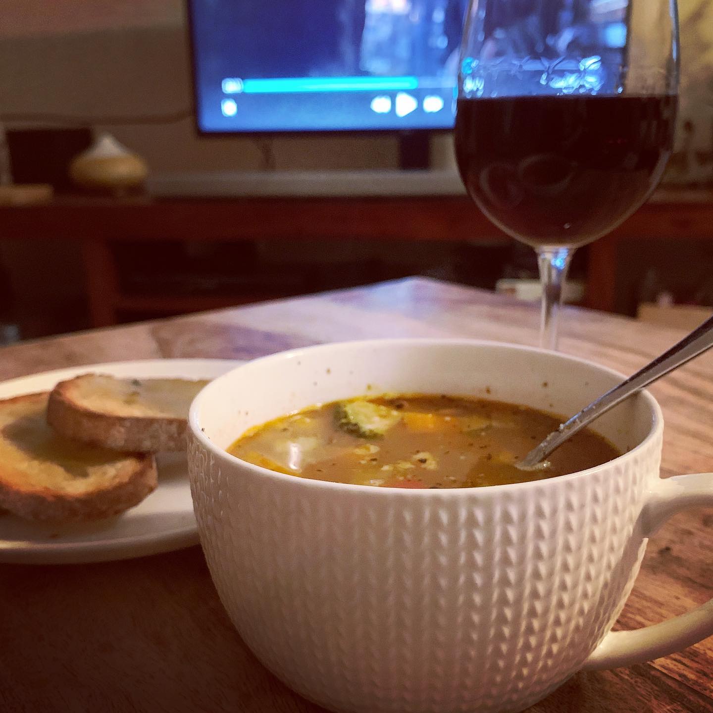 Saturday night feels. Home made veggie and bean soup with home made stock, cooked dried beans, home made tomato sauce from home grown heirloom tomatoes. A couple of slices of toast, glass (or two) of red. And Killing Eve on @abctv IView. After a busy month of March, including a bout of Covid and a couple of trips away, this works for me. 

#soup #homemadesoup #veggiesoup #freshsoup #homemadeisbest #soupandtoast #redwine #redwines #winetime #saturdayvibes #saturdayathome #theinfatuatedfoodie #killingeve #abciview #abctv